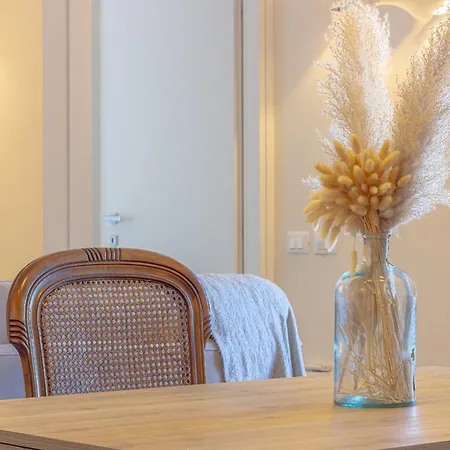 Tesino Eco With Access & Parasol غْروتّامّاري