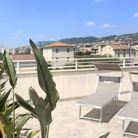 Tesino Eco With Access & Parasol