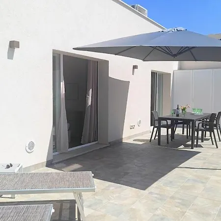 Tesino Eco With Access & Parasol Grottammare