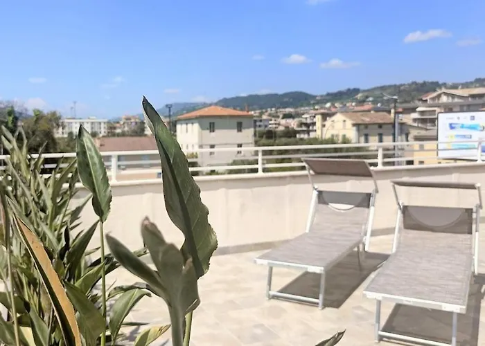 Tesino Eco With Access & Parasol