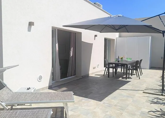 Tesino Eco With Access & Parasol Grottammare